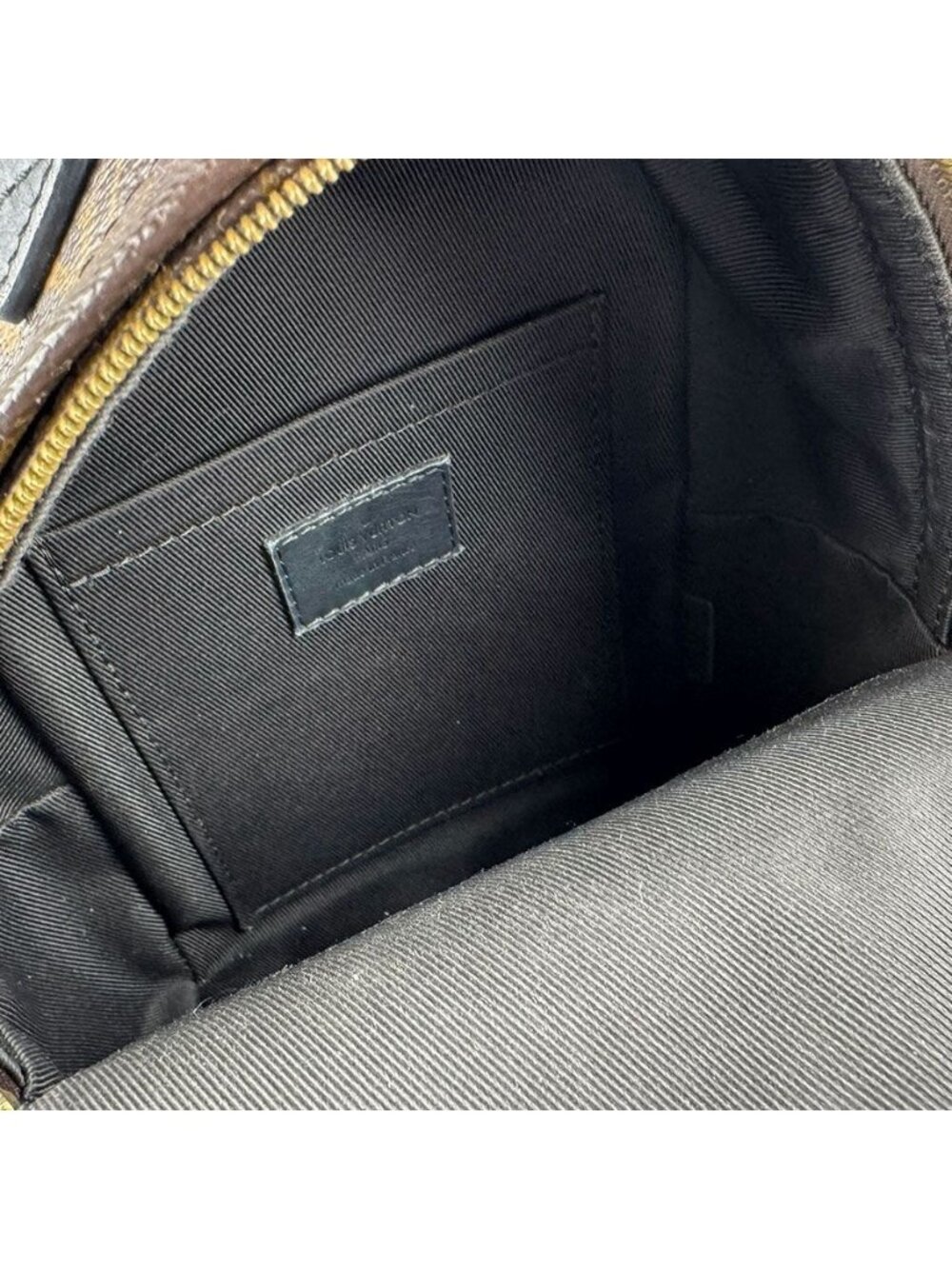 Louis Vuitton Backpack Palm Spring Mini - Picture 5 of 10